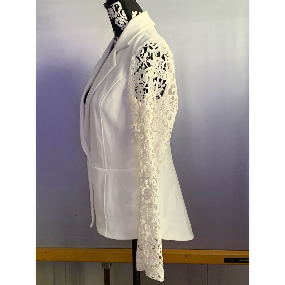 Dennis Basso Women's Ivory Lace Sleeve‎ Blazer Jacket Size 6 US - Picture 2 of 11